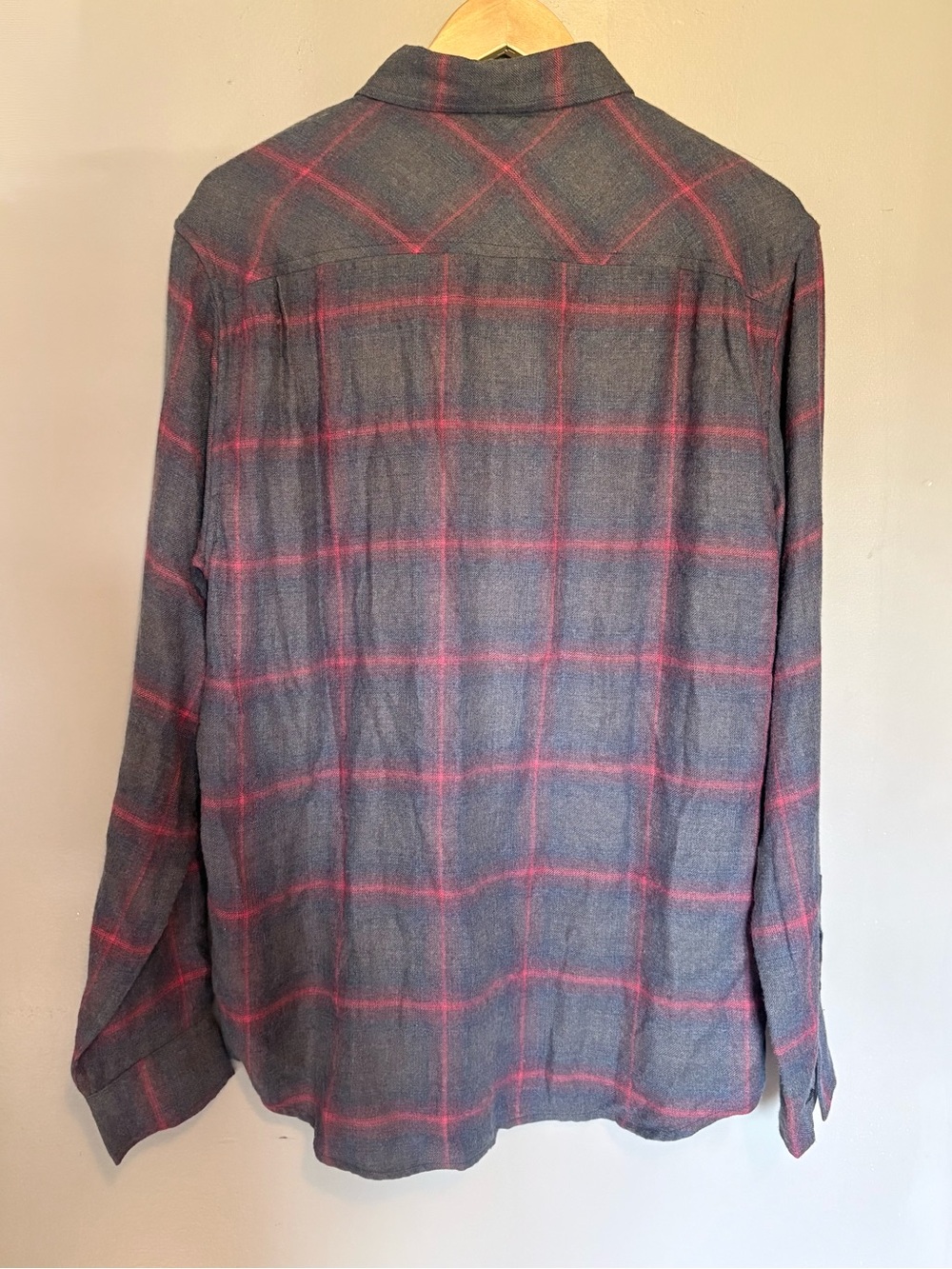 Weatherproof Vintage Dark Forest Flannel - Picture 7 of 8